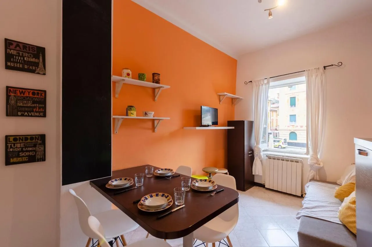 Altido Apt For 5, Close To 2 Beaches In Sestri Levante Apartment