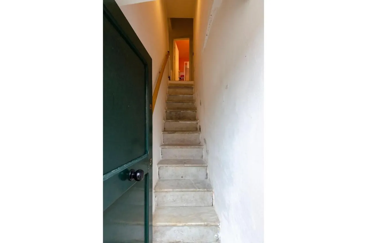 Altido Apt For 5, Close To 2 Beaches In Sestri Levante Apartment